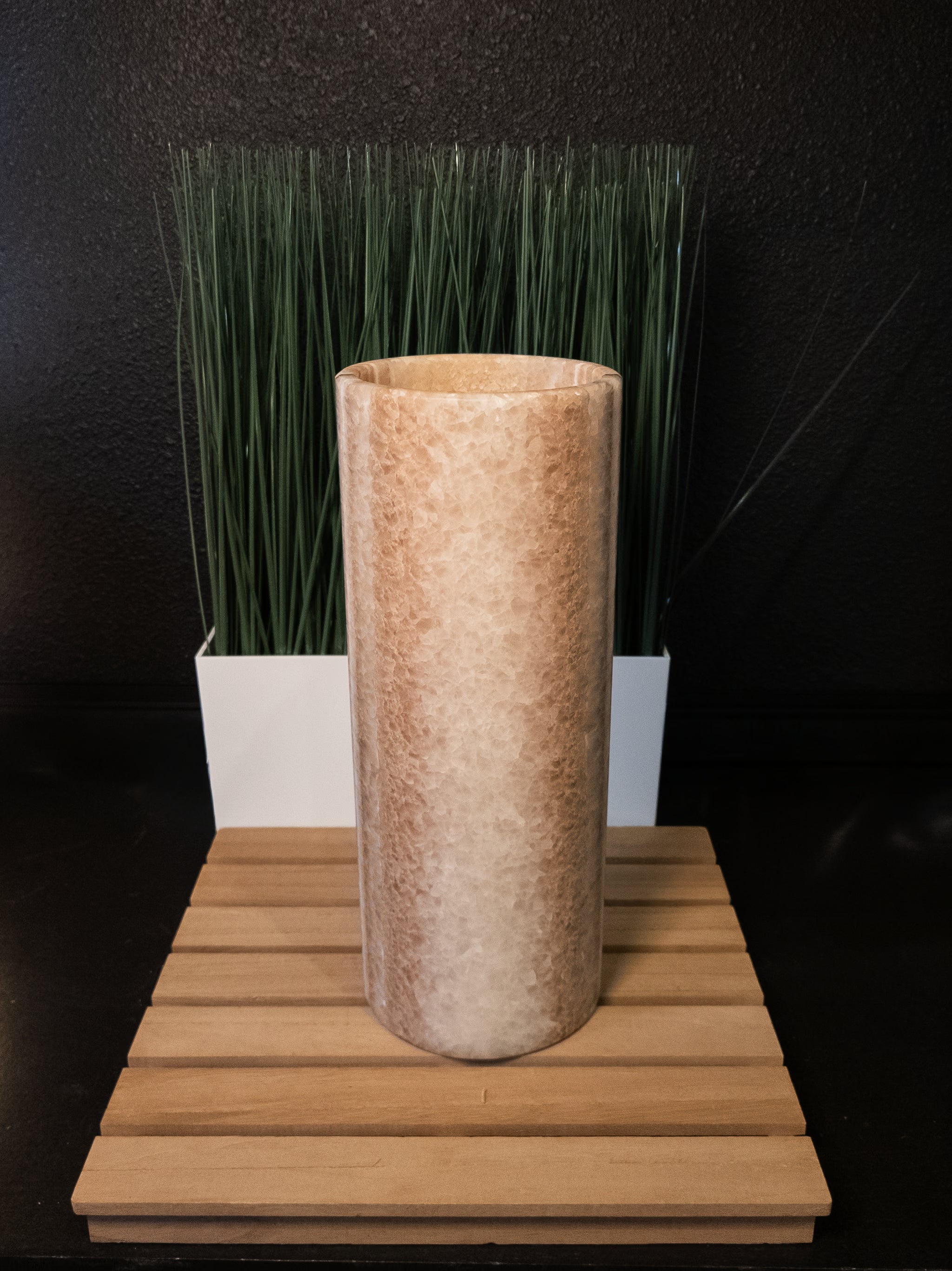 Cylindrical Desert Onyx Table Lamp