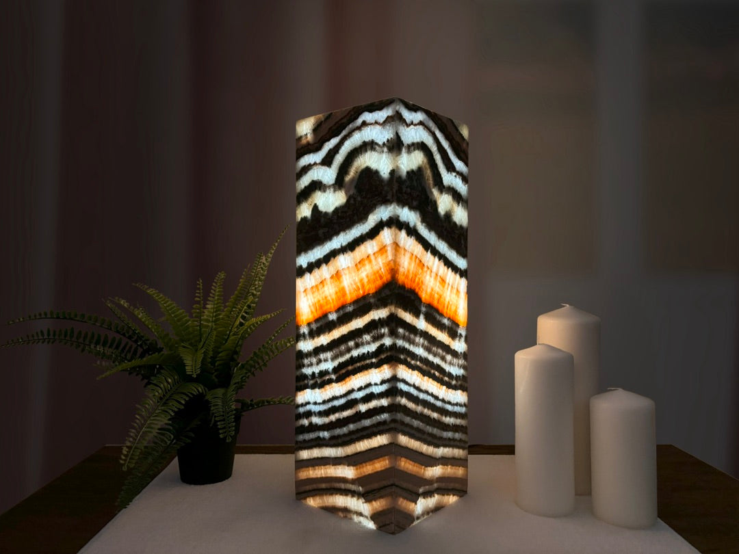 Desert Onyx Table Lamp