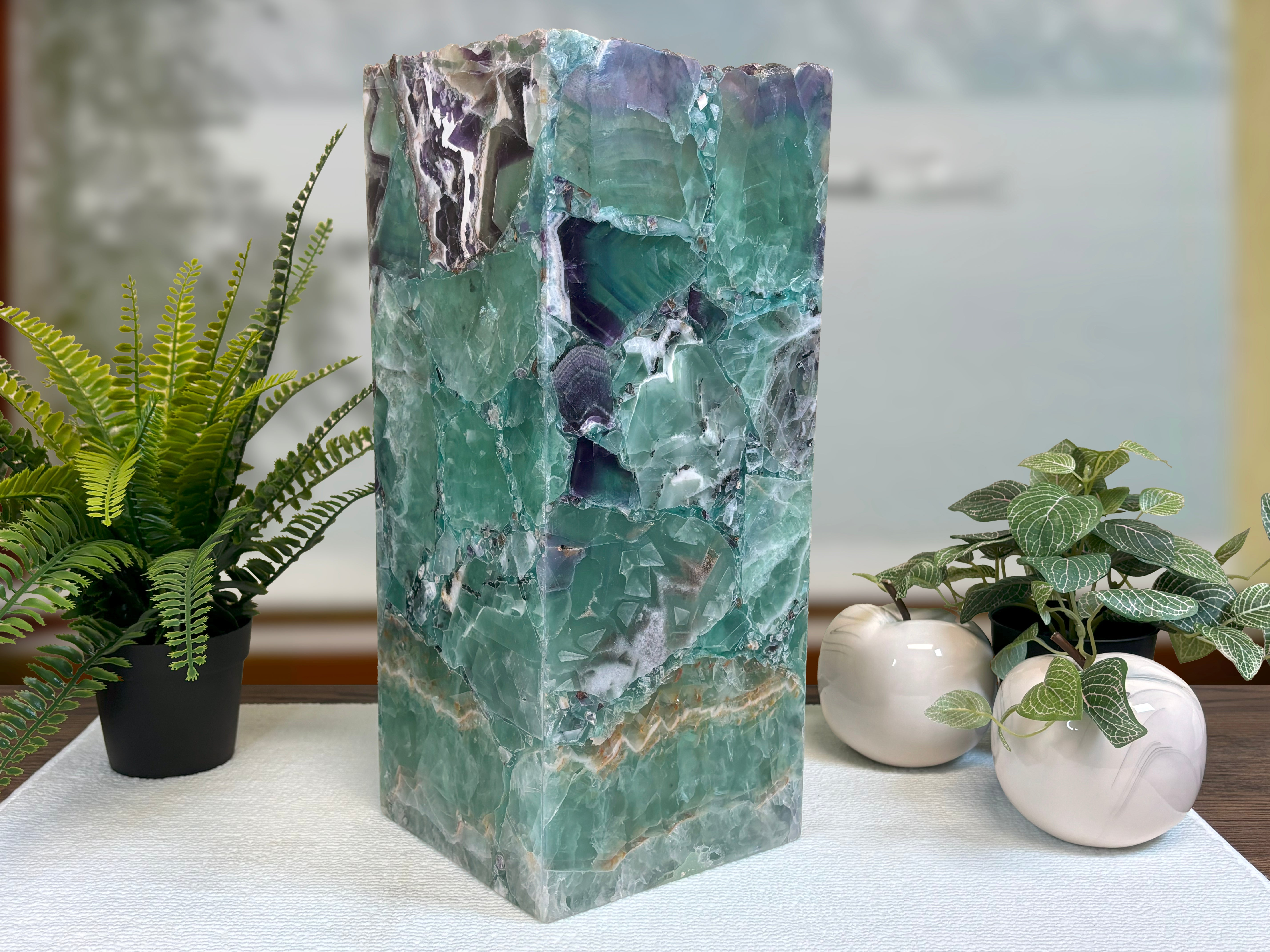 fluorite lamp turned off