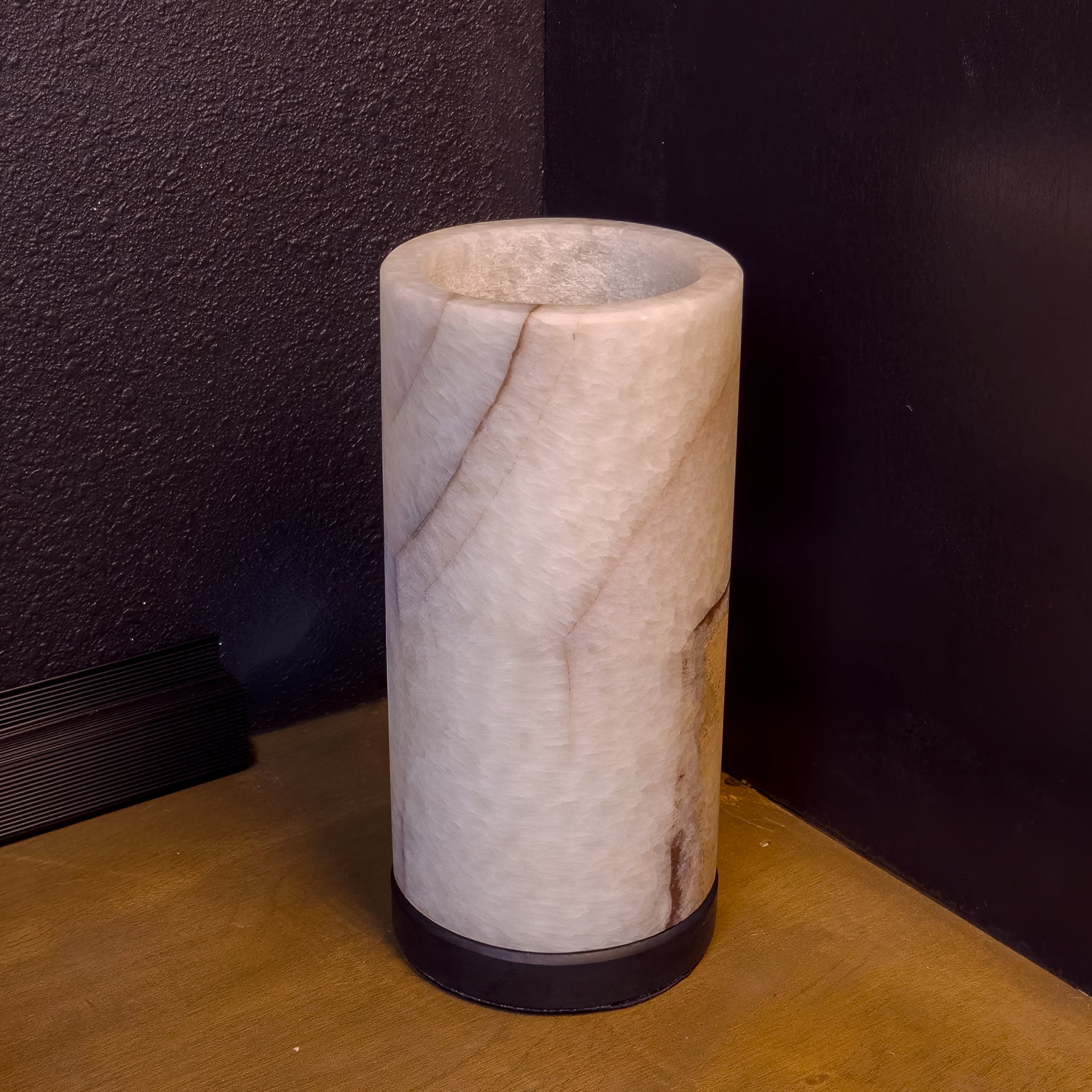 Glacier Onyx Cylindrical Table Lamp