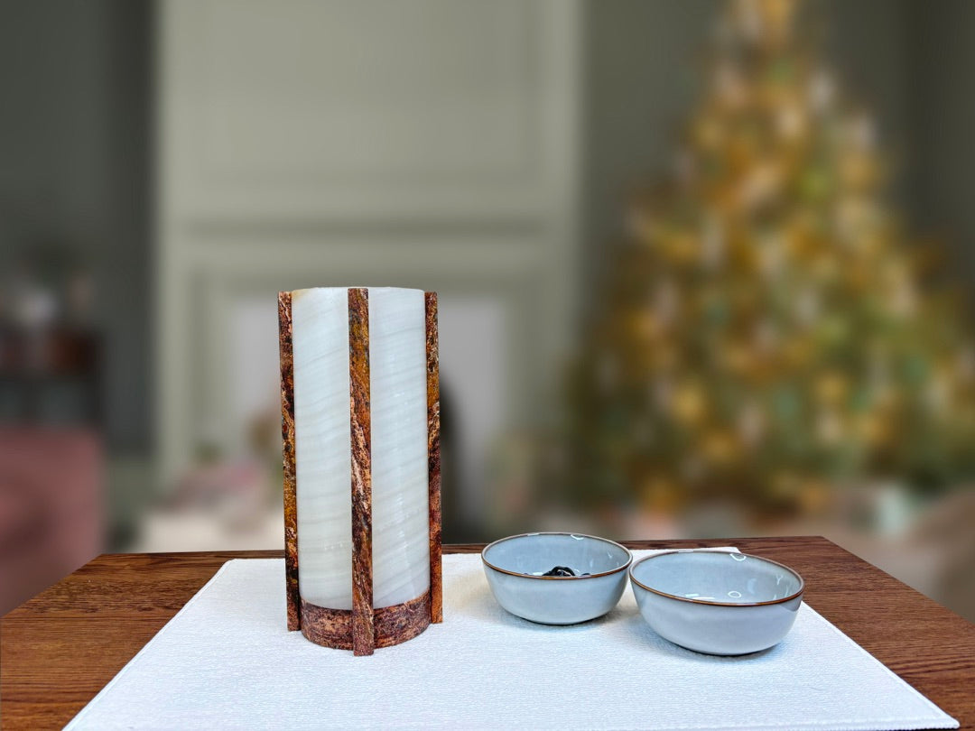 Glacier Onyx Table Lamp