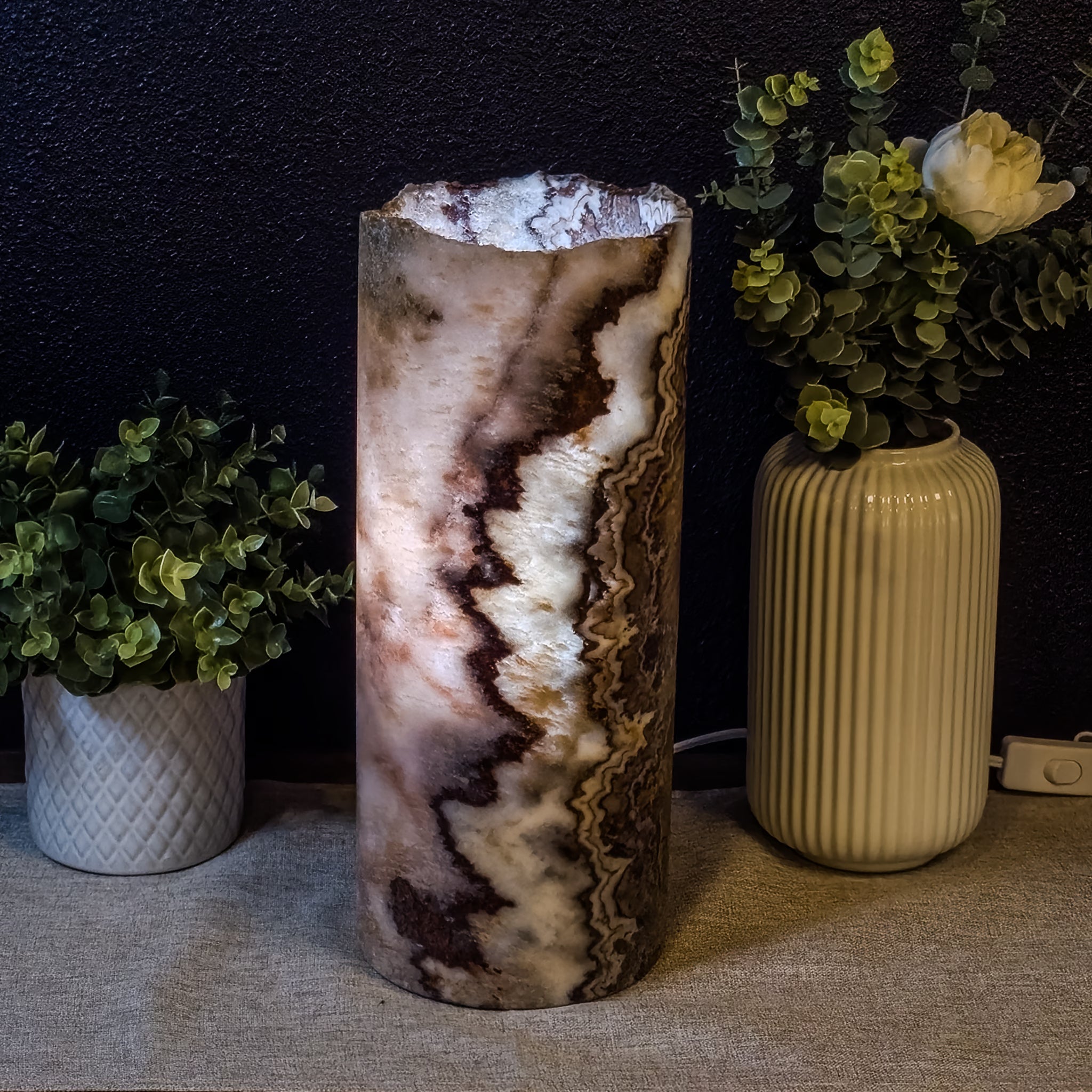 Sedona Cylindrical Live Edge Table Lamp