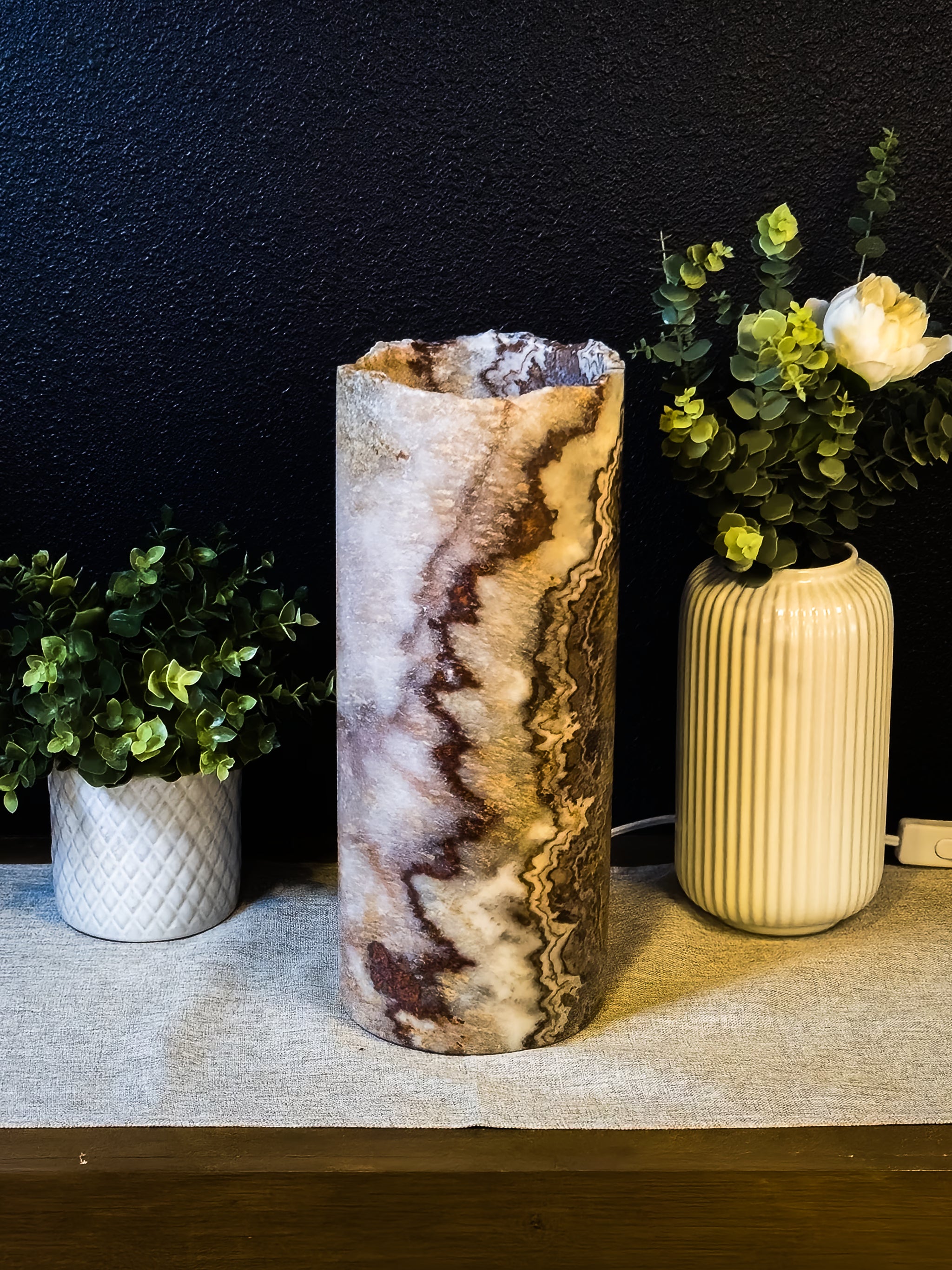 Sedona Cylindrical Live Edge Table Lamp