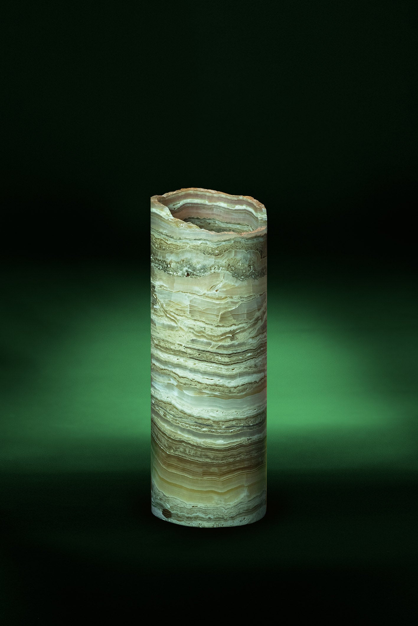 Luray Cylindrical Table Lamp - REVELARÉ
