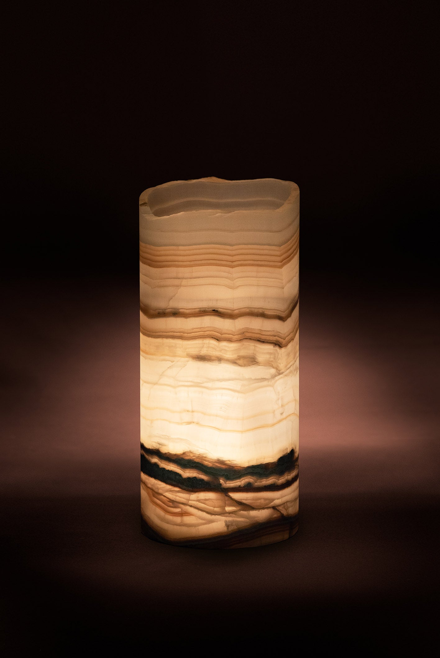 Luray Cylindrical Table Lamp - REVELARÉ