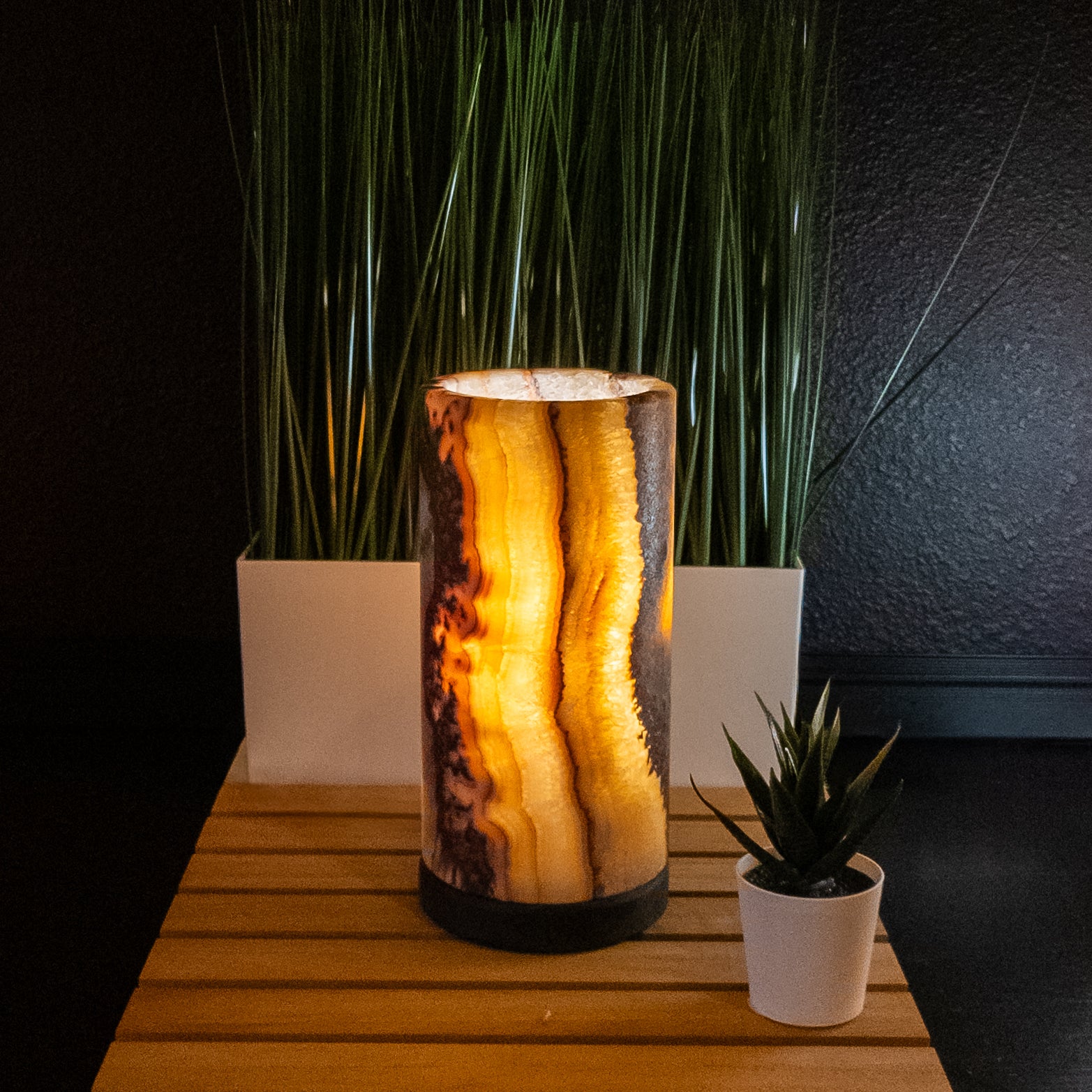 Cylindrical Desert Onyx Table Lamp