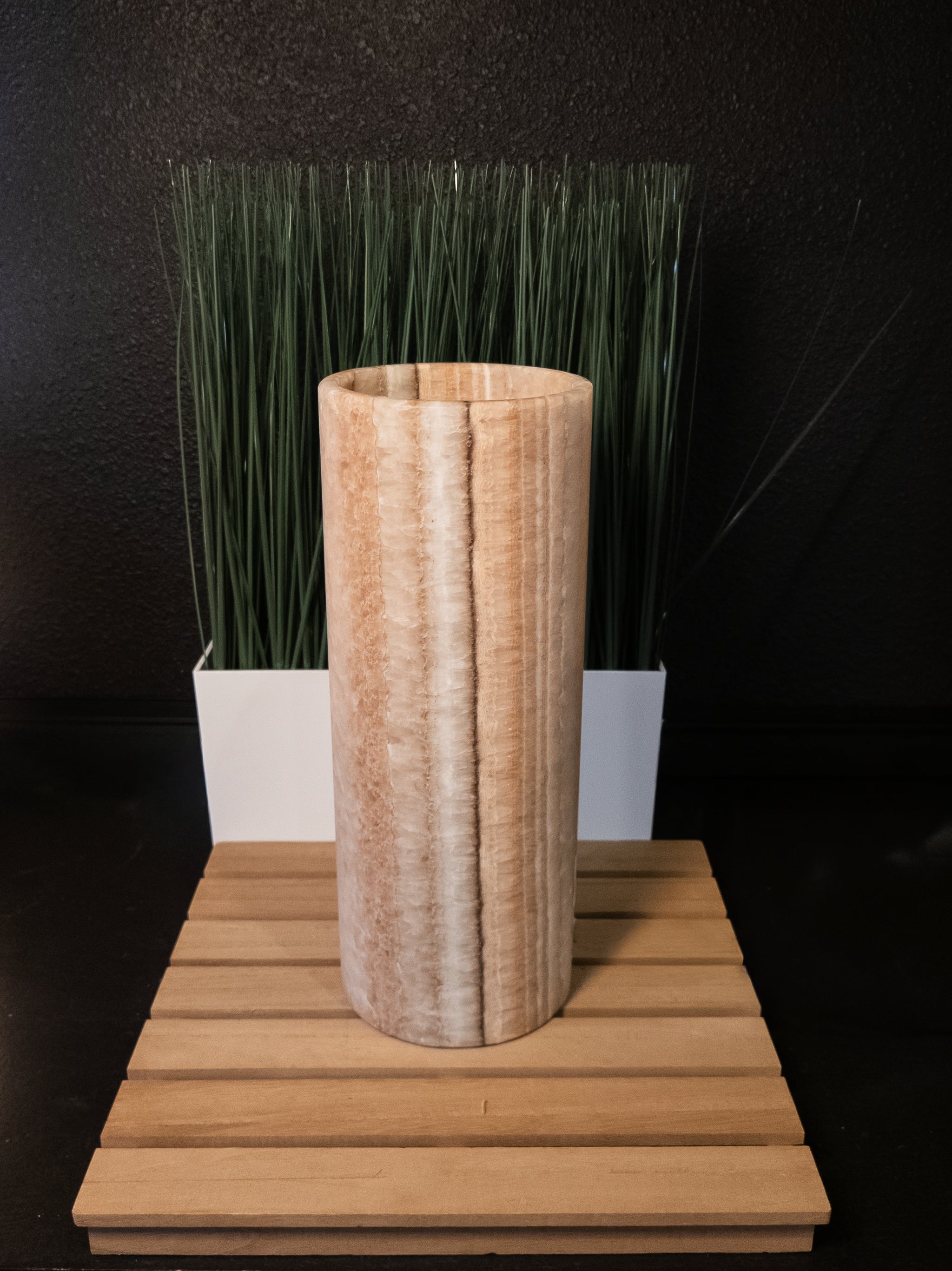 Cylindrical Desert Onyx Table Lamp