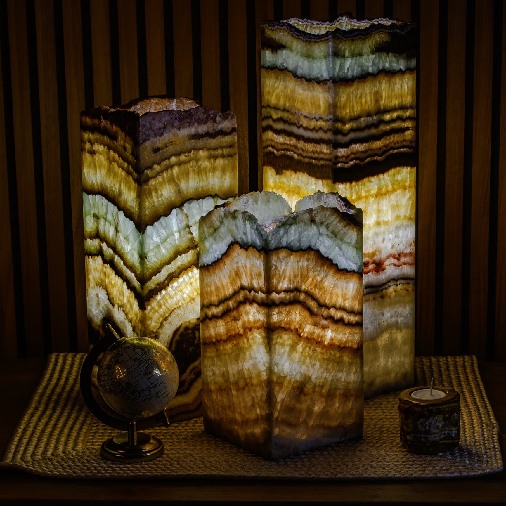 Oasis Square Live Edge Table Lamp